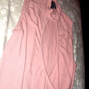 Size (M) Sleeveless halter top